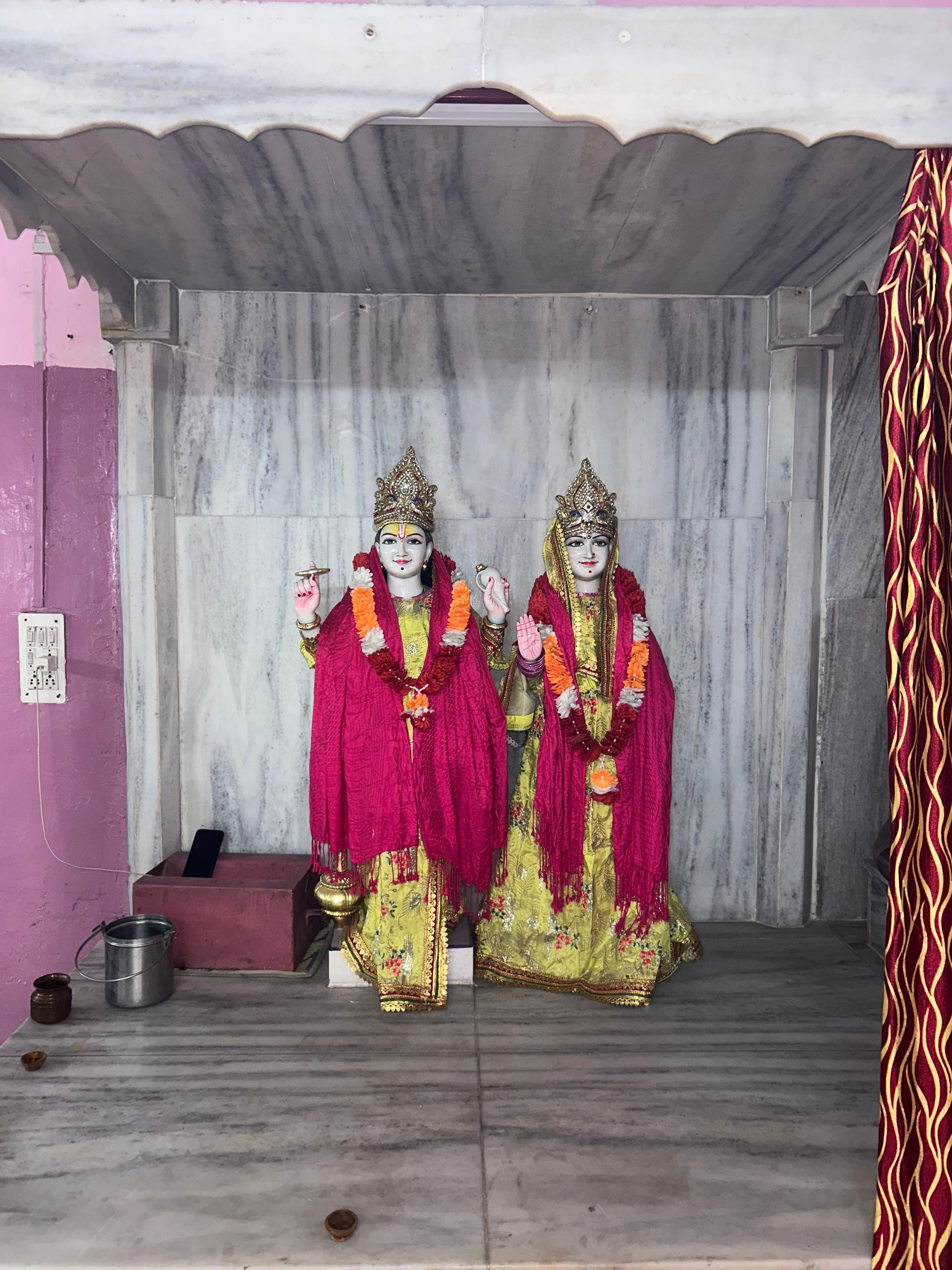 daan punya mandir gallery